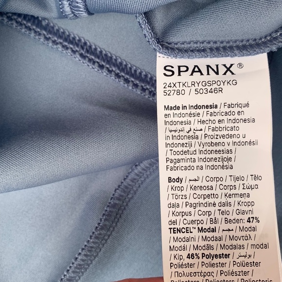 SPANX Air Essentials Half Zip Pullover - Picture 5 of 12